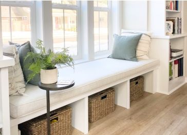 Almofada retangular para banco abaixo da janela