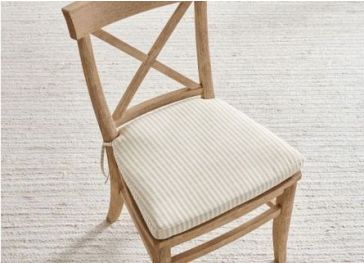 Almofada para cadeira em formato trapezoidal com 2 encaixes